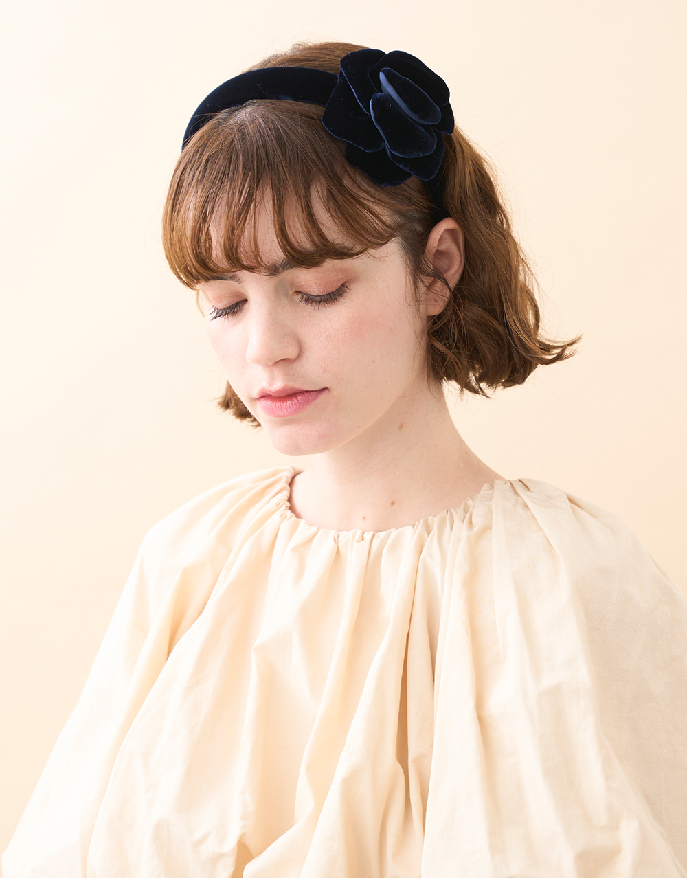 Alexandre de Paris hair accessories : jaw clips, hair
